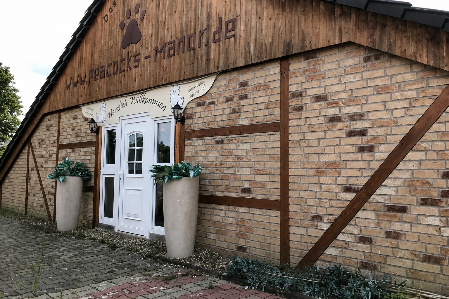 Bauernhof und Gelände von Peacocks-Manor in Castrop-Rauxel